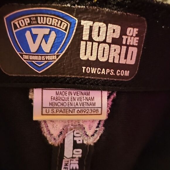 Top of the World UCONN Connecticut Huskies Stretchfit Hat - New - Picture 8 of 8